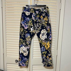 Chico's So Slimming Navy Floral Ankle Pants